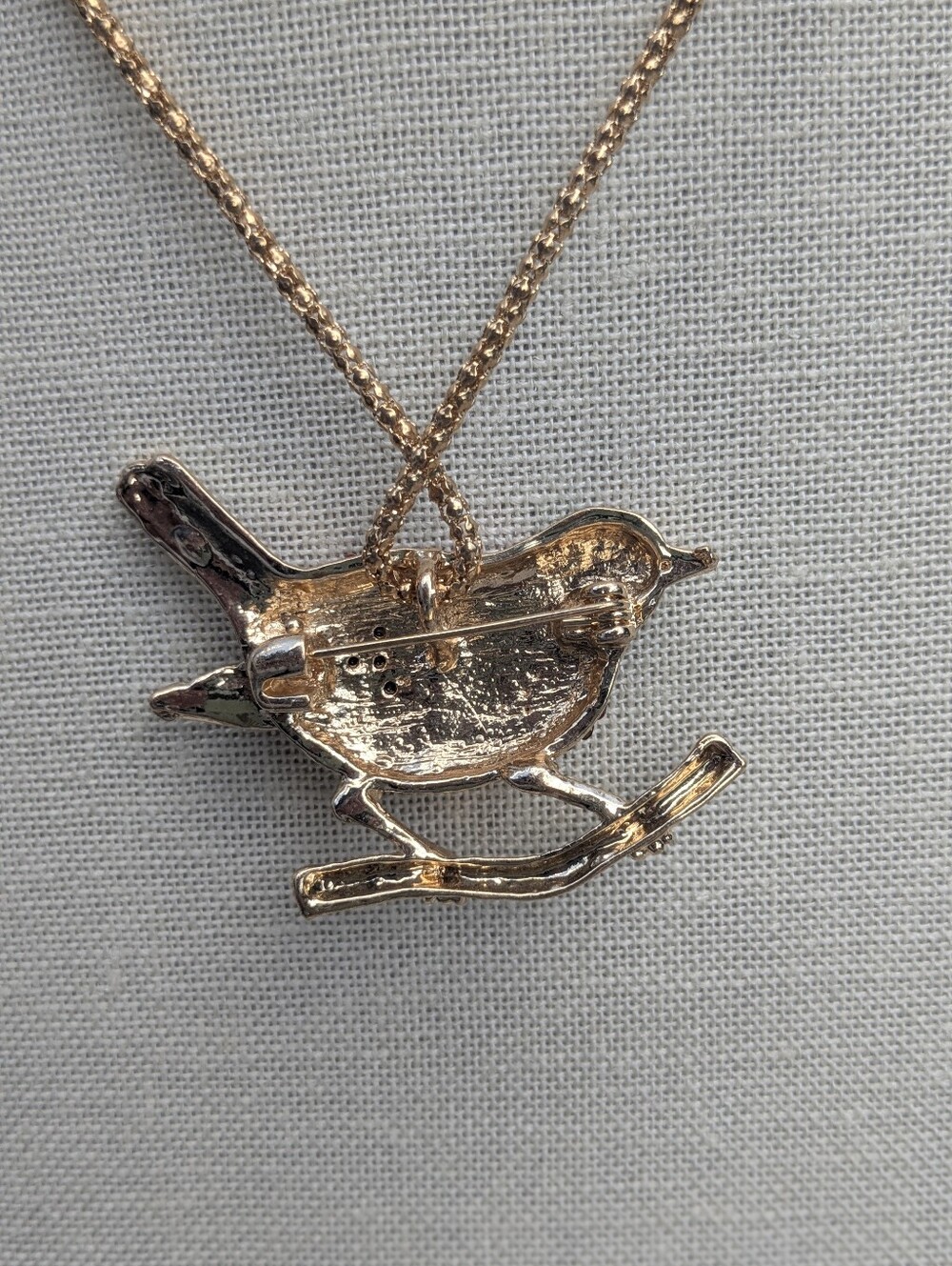 Betsey Johnson Rainbow Rhinestone Bird Necklace / Brooch Convertible Statement - Picture 8 of 8